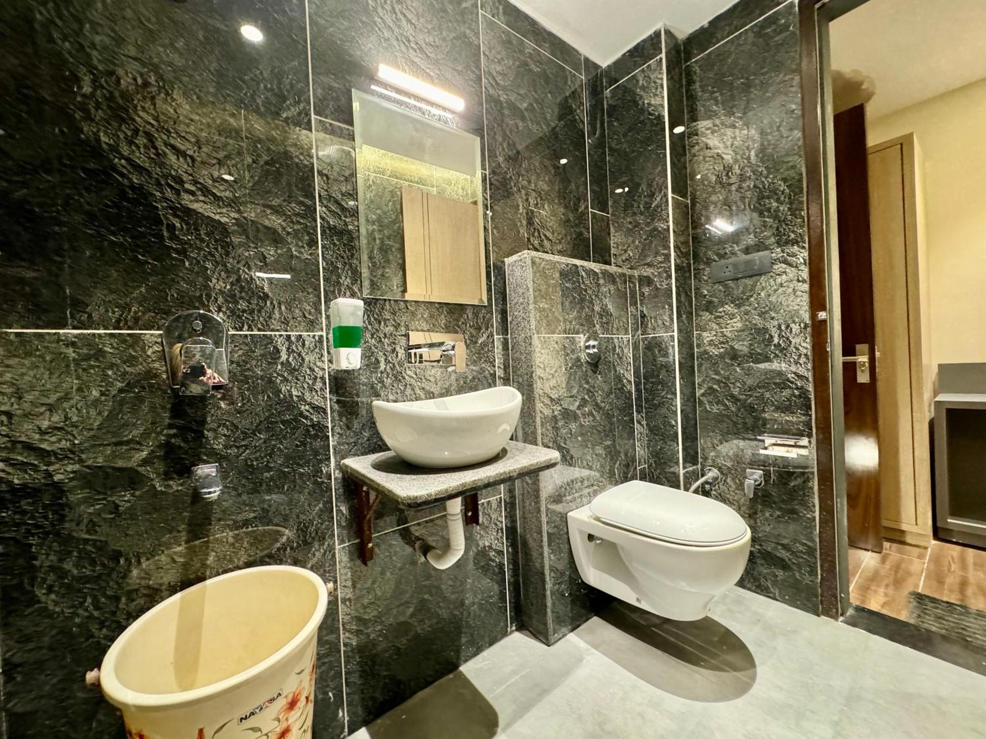 Hotel 51 Amritsar Extérieur photo