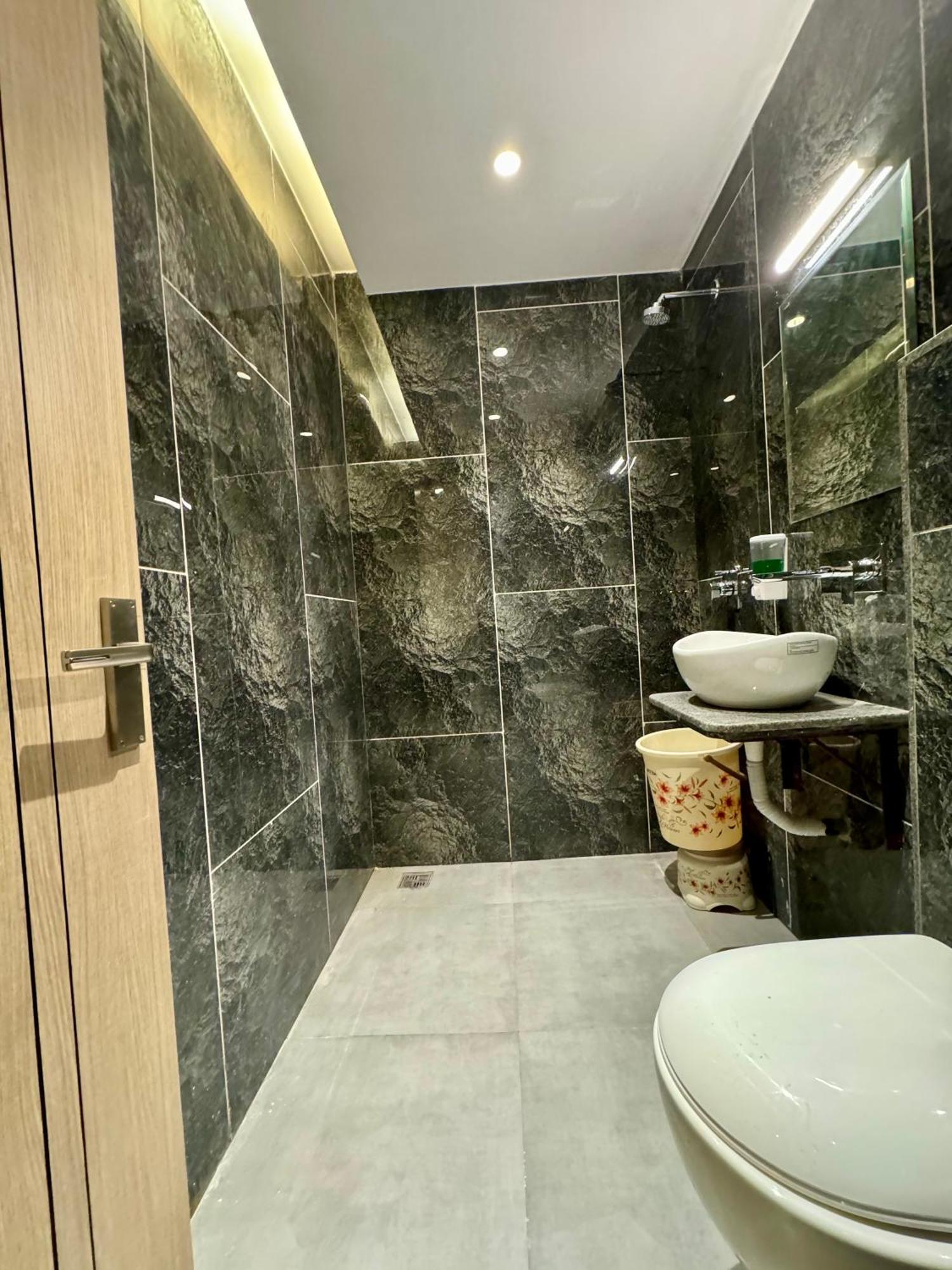 Hotel 51 Amritsar Extérieur photo